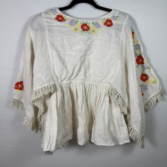 Cat & Jack Other - Cat & Jack White Floral Blouse Girls Size L